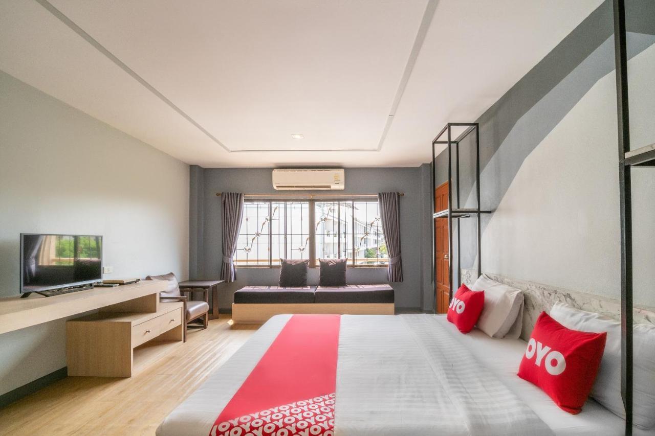 Oyo 882 The Moonlight Serviced Apartment Pattaya Luaran gambar