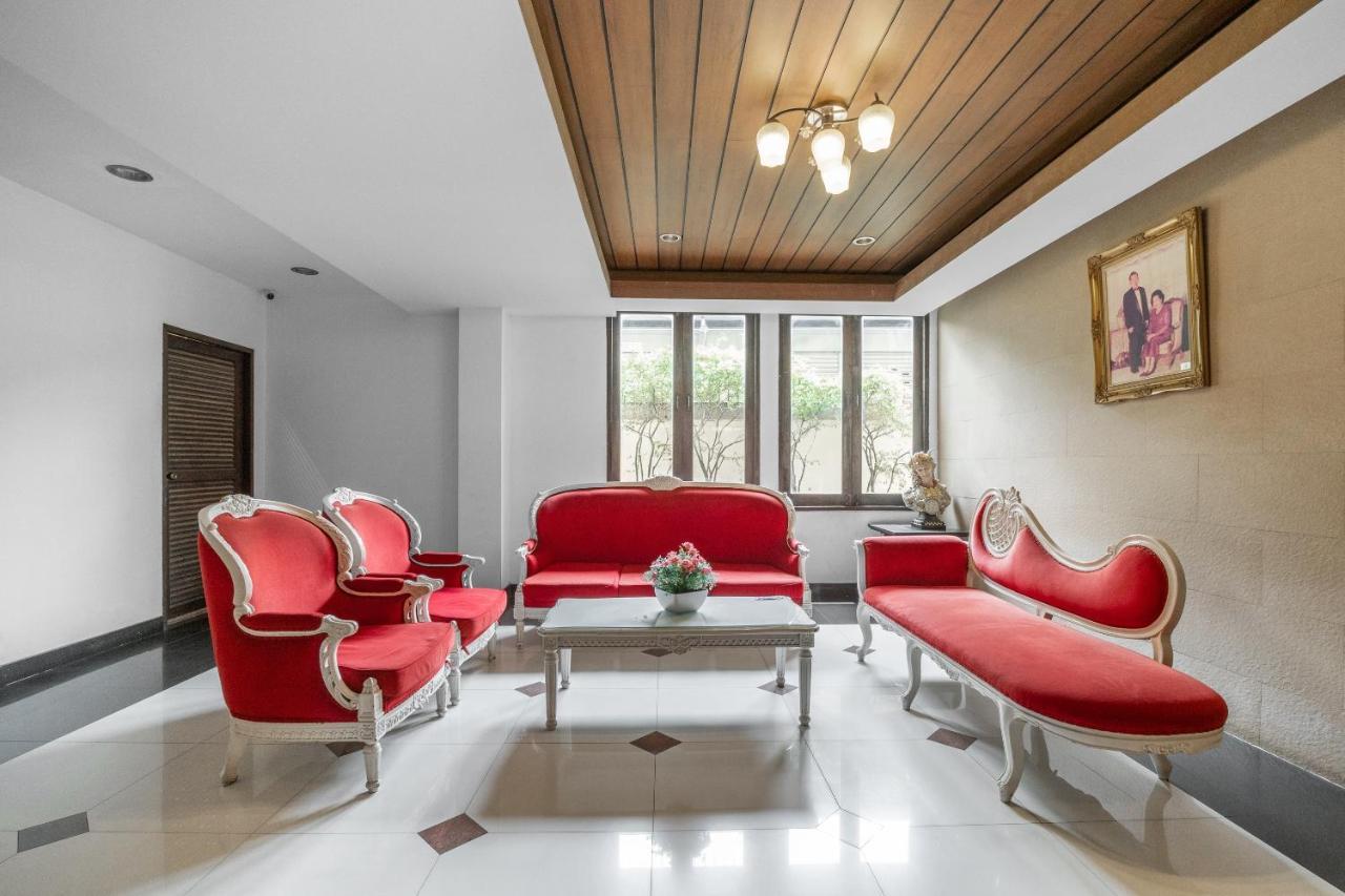 Oyo 882 The Moonlight Serviced Apartment Pattaya Luaran gambar